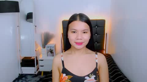 sweetnwildts online show from July 29, 8:16 pm