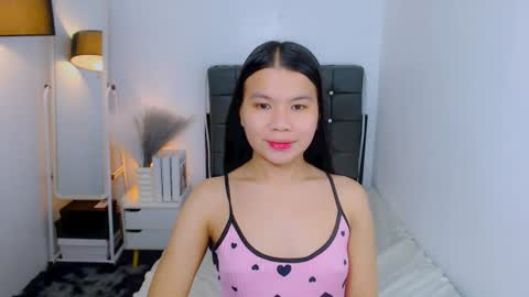 sweetnwildts online show from August 13, 12:24 am