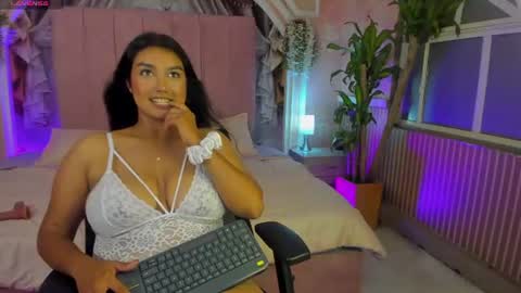 Valen  online show from August 14, 6:28 am
