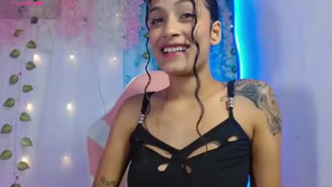 sweetposion online show from August 15, 12:58 am