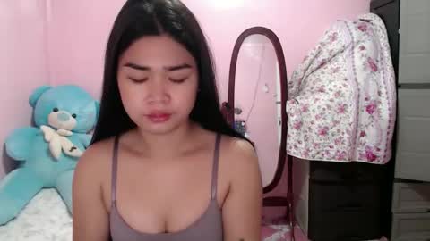 sweetseduction98 online show from May 8, 2:35 am