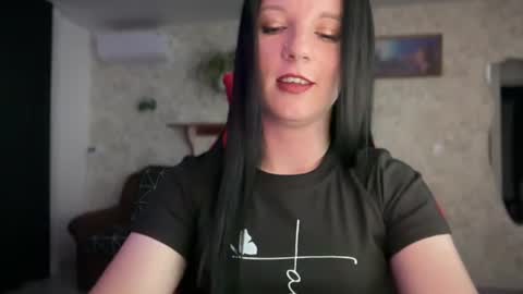 Sweet Shy online show from August 11, 7:05 pm