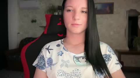 Sweet Shy online show from August 13, 10:02 pm