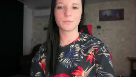 Sweet Shy online show from August 14, 2:04 am