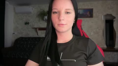 Sweet Shy online show from August 14, 9:51 pm