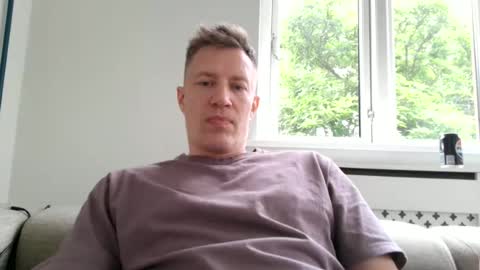 sweetsinner83 online show from June 16, 6:28 pm