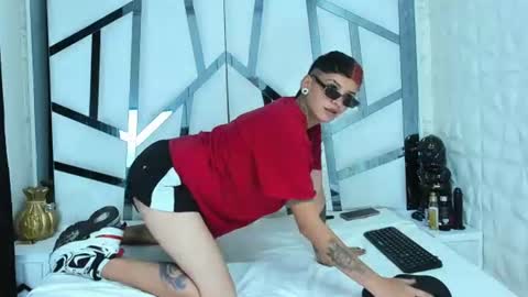 sweetsubmissive rs online show from July 27, 4:12 pm