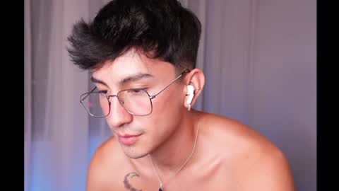 Andy  online show from August 1, 1:11 am