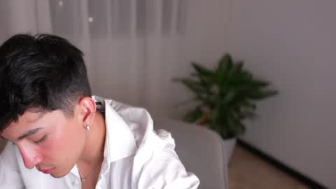Andy  online show from August 9, 4:24 am