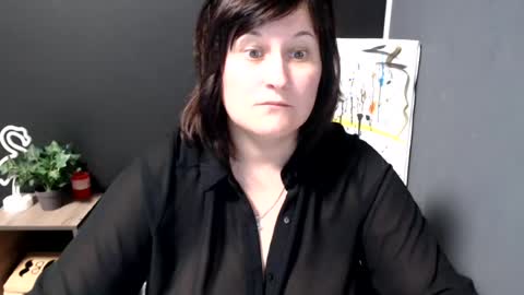 Milena online show from August 12, 10:17 am