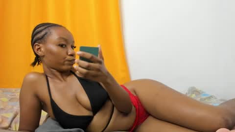 sweettrouble_ online show from August 8, 2:55 am
