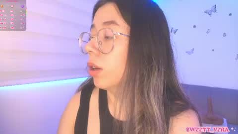 Veronica Independent Model online show from August 10, 11:55 am