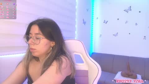 Veronica Independent Model online show from August 12, 4:20 pm