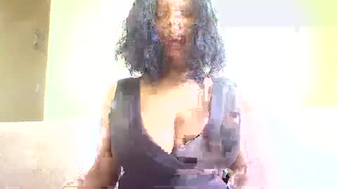 Vee online show from July 29, 9:05 am