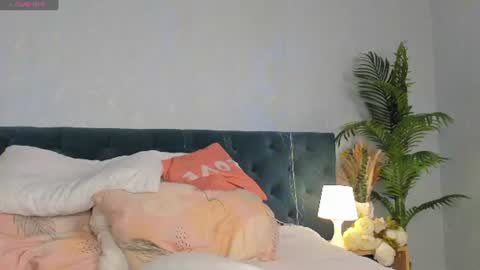 sweetvelour online show from July 24, 9:45 am