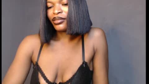 sweetxxboobsx online show from August 1, 9:15 am