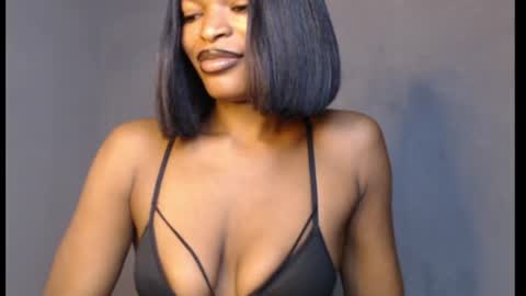 sweetxxboobsx online show from August 3, 7:15 am