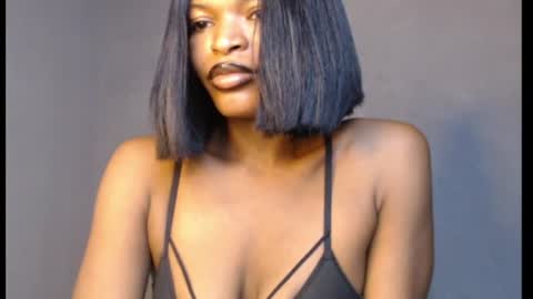 sweetxxboobsx online show from August 3, 6:04 pm