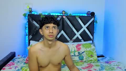 sweety Boy online show from August 12, 2:14 am