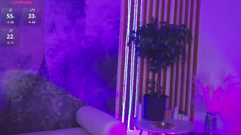 Emily online show from August 3, 11:06 am