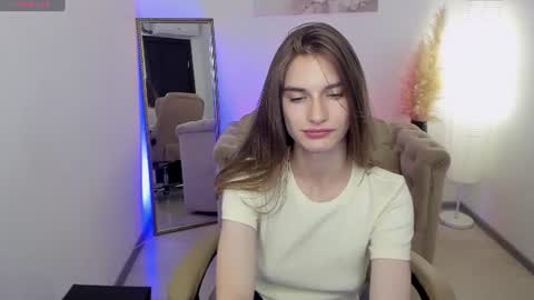 sweetytrip online show from August 5, 7:34 pm
