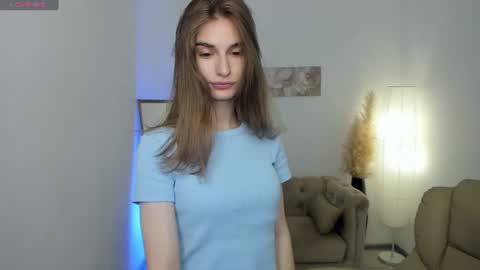 sweetytrip online show from August 13, 3:37 pm