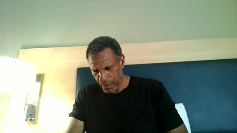 swimmerbod2495 online show from June 28, 4:43 pm