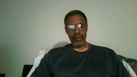 swimmerbod2495 online show from July 5, 10:35 pm
