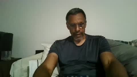 swimmerbod2495 online show from July 8, 2:37 am