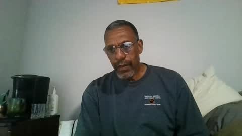 swimmerbod2495 online show from July 10, 9:31 pm