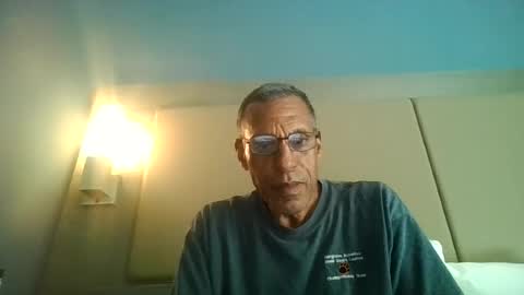 swimmerbod2495 online show from July 25, 7:07 pm