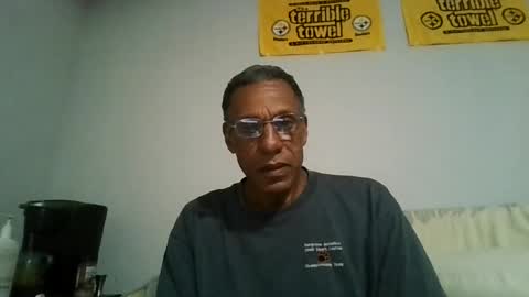 swimmerbod2495 online show from August 16, 7:01 am