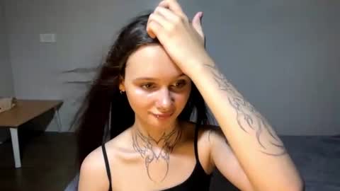 Heeey online show from August 3, 1:18 pm