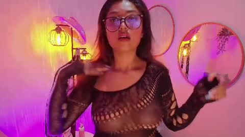 sydney_bush online show from August 15, 8:57 pm