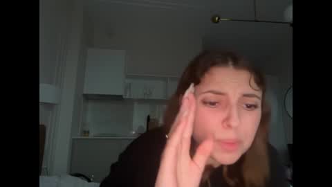 Sylvia online show from July 30, 4:14 pm