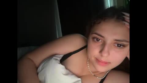 Sylvia online show from August 10, 4:19 pm