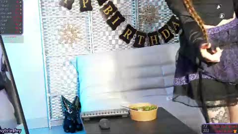 Sylvie online show from August 1, 3:34 am