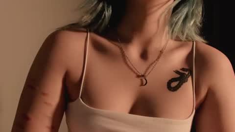 syma_mey online show from July 31, 10:37 pm