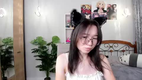 Yuki online show from August 15, 9:30 pm
