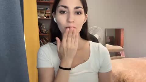 Kate online show from August 8, 2:50 pm