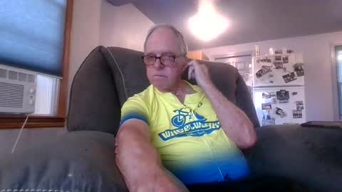 tacrunner66_ online show from August 10, 2:40 pm