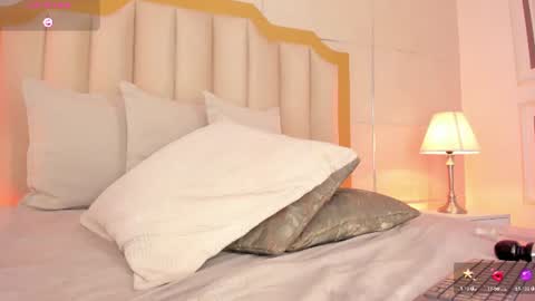 Tahlia Moreau online show from September 4, 7:56 am