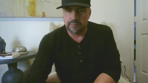 TaiBoi online show from March 21, 4:54 pm