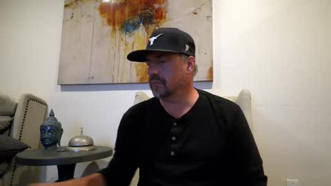 TaiBoi online show from March 22, 2:26 am