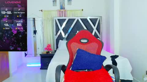 taliana  modelo independiente online show from August 13, 5:21 am