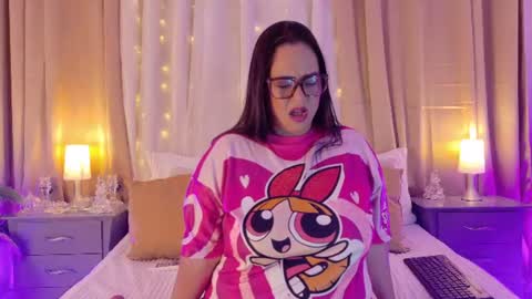 tali  online show from August 8, 2:06 pm