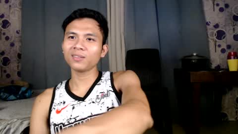 talkdarkandhandsome online show from August 15, 11:47 am