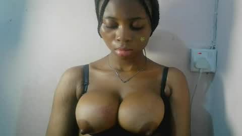 tallnsexydee online show from August 11, 12:51 pm