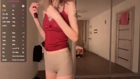 Monica online show from August 6, 2:16 pm