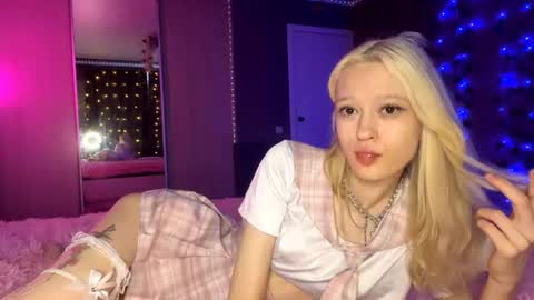 Adriana online show from August 12, 1:30 am